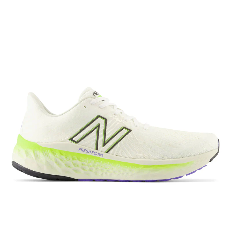 Men's New Balance Fresh Foam Vongo v5, Sea Salt/Thirty Watt, 9 D Medium