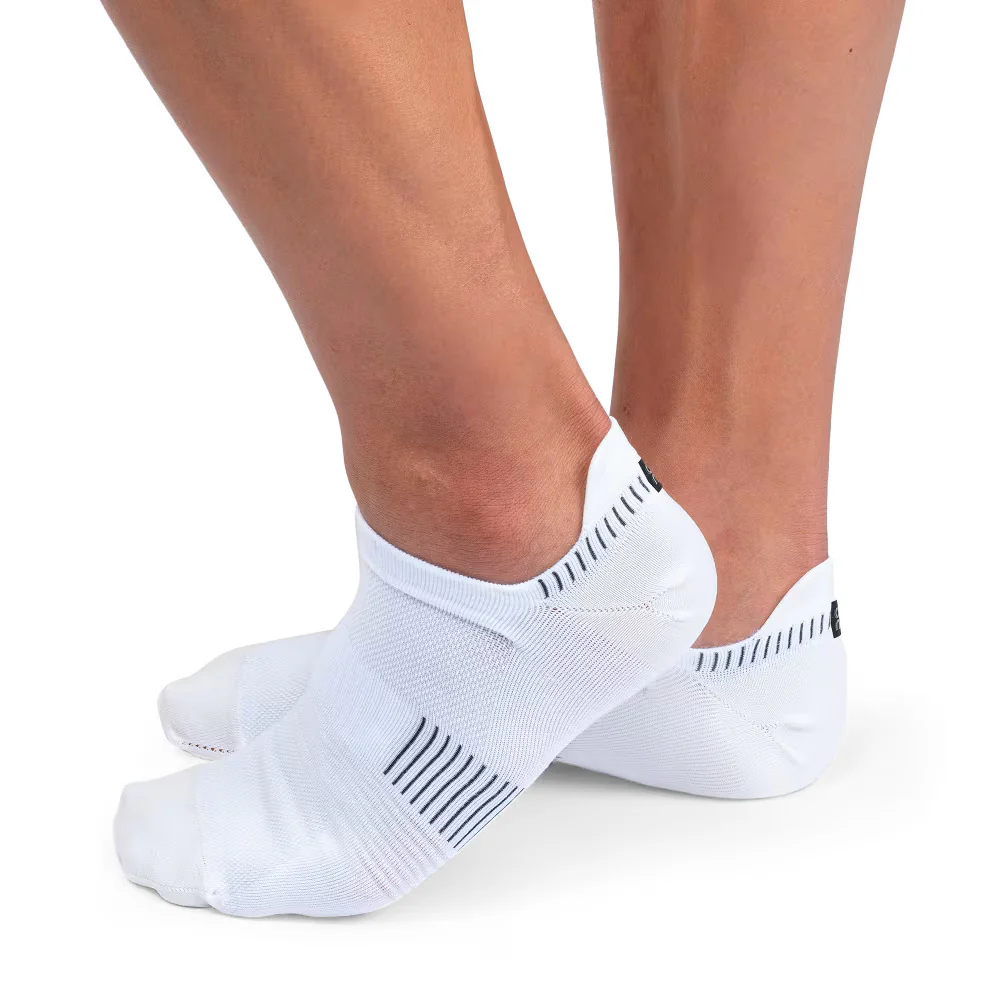 Men's On Ultralight Low Sock - Image 2