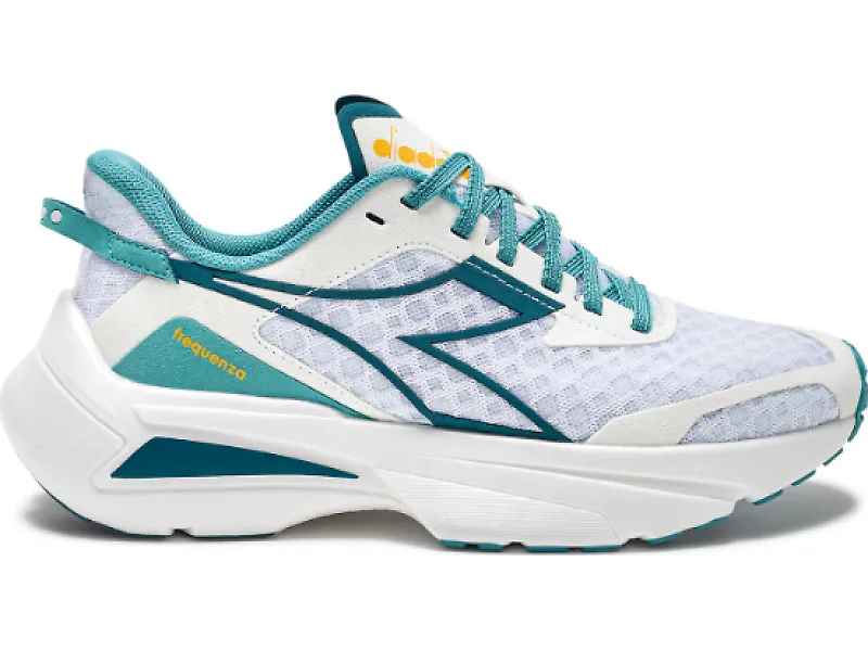 Women's Diadora Frequenza, White/Colonial Blue/Dusty Turquoise, 10 B Medium