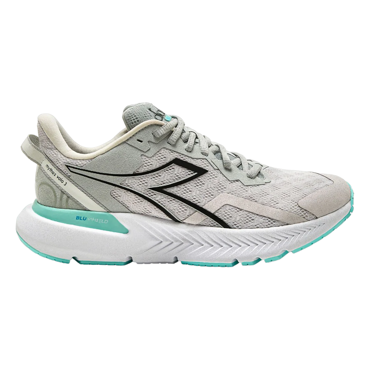 Women's Diadora Mythos Blushield Volo 3, Silver/Black, 7 B Medium