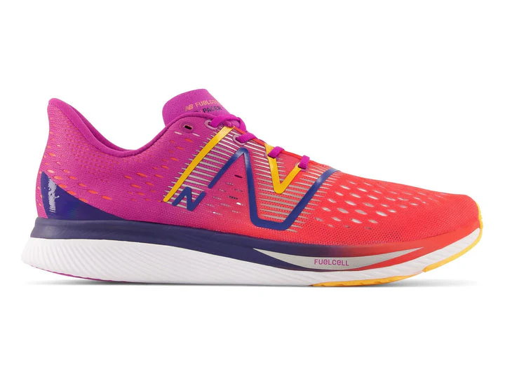 Women's New Balance FuelCell SuperComp Pacer, Electric Red/Magenta Pop, 8 B Medium