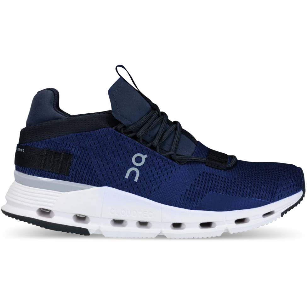 Women's On Cloudnova, Navy/White, 6.5 B Medium